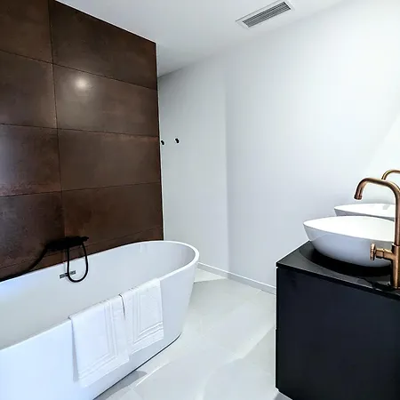 Laurca Villa